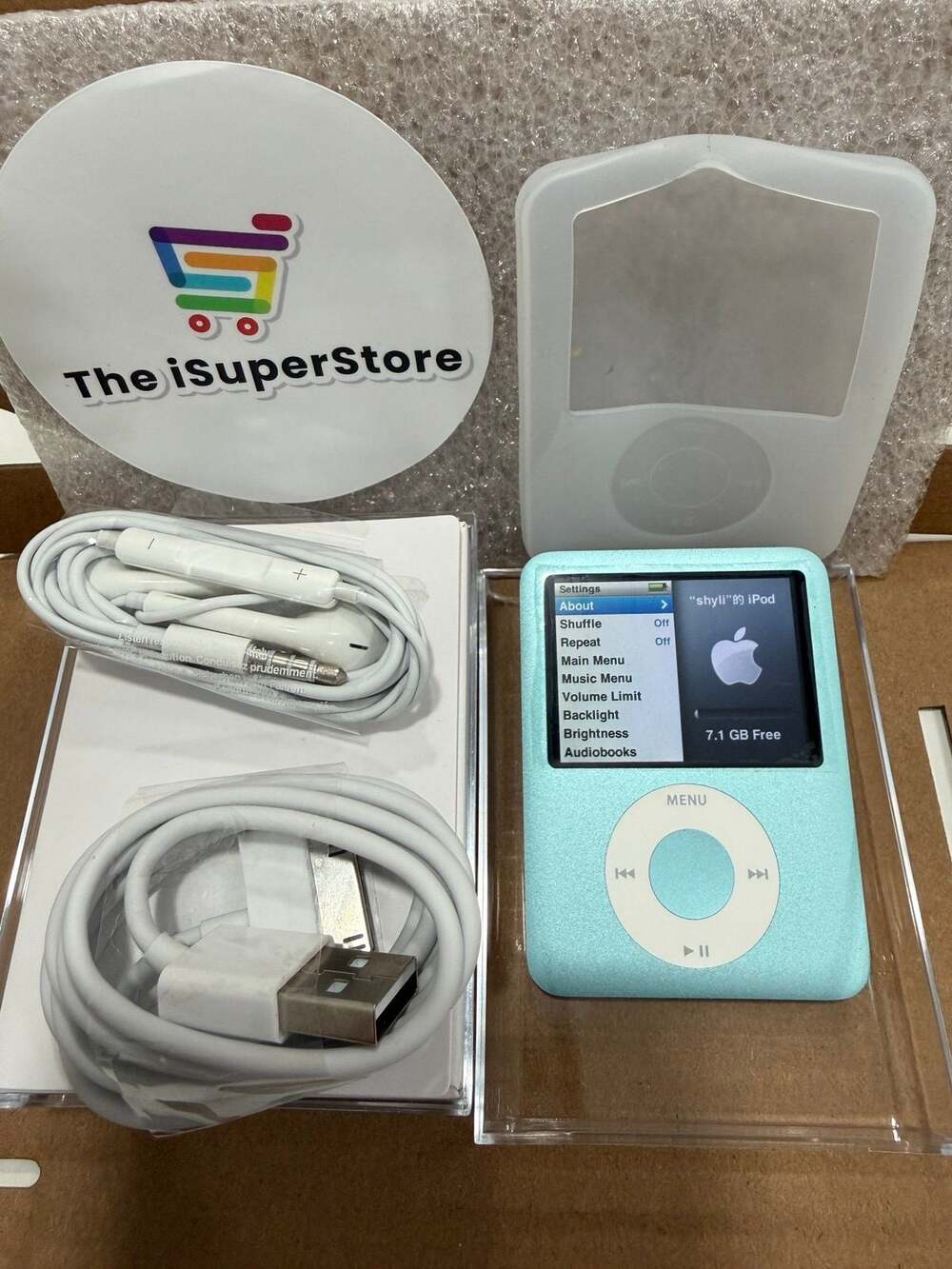 Apple iPod Nano 3rd Generation 8GB Blue – Refurbished Like New + Warranty - Picture 2 of 8